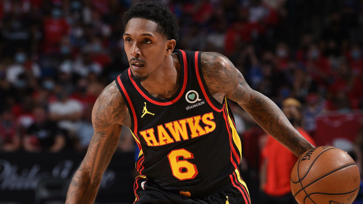 lou-williams-dribbles-1568x882